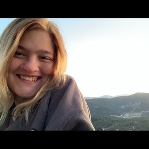 Meet your Posher, Sophia